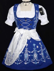 dirndl-blue